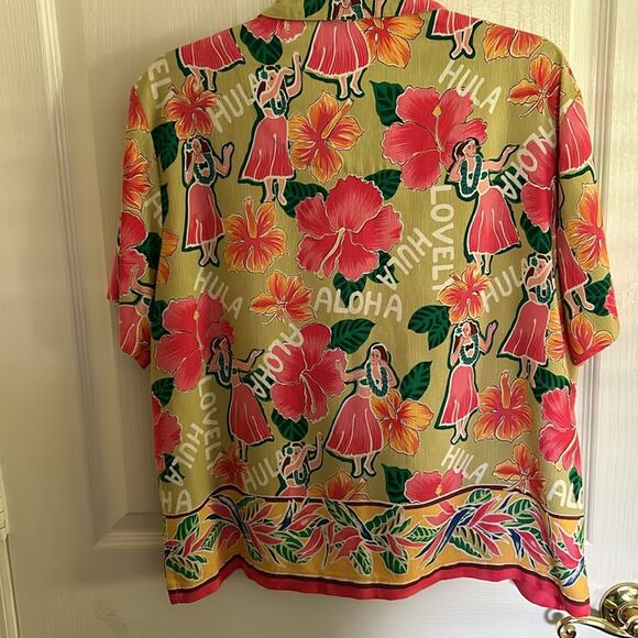 Hearts of palm size 10 aloha tropical flower button down blouse. Easy care. - Picture 6 of 9